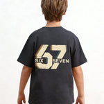 Camiseta Pré-Adolescente Masculina com Estampa Numérica "Six Seven" 67